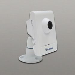 GEOVISION GV-CB120 :: IP камера, 1.3 Mpix, Cube, 3.35 мм обектив, PoE, H.264