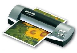 Plustek OptiCard 820 :: USB2.0 color mobile scanner